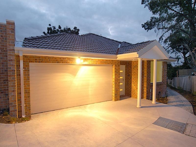 2 or 4/9 Amberley Court, Bulleen VIC 3105