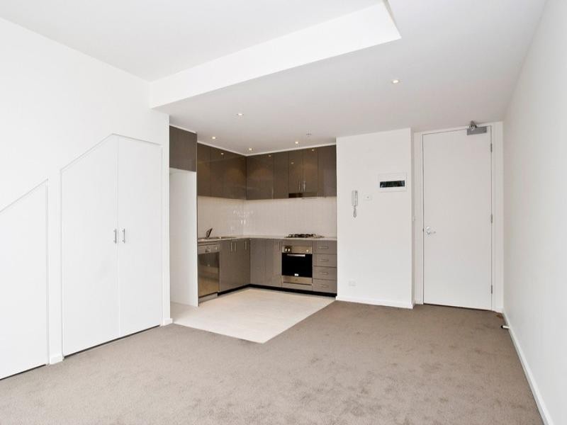 B808/45-55 Bay Street, Port Melbourne VIC 3207