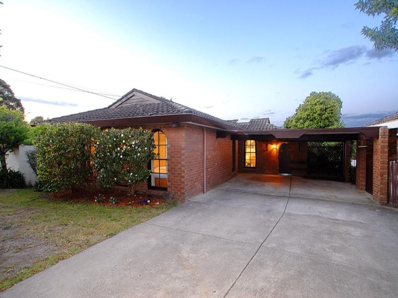 9 Viscount Drive, Doncaster VIC 3108
