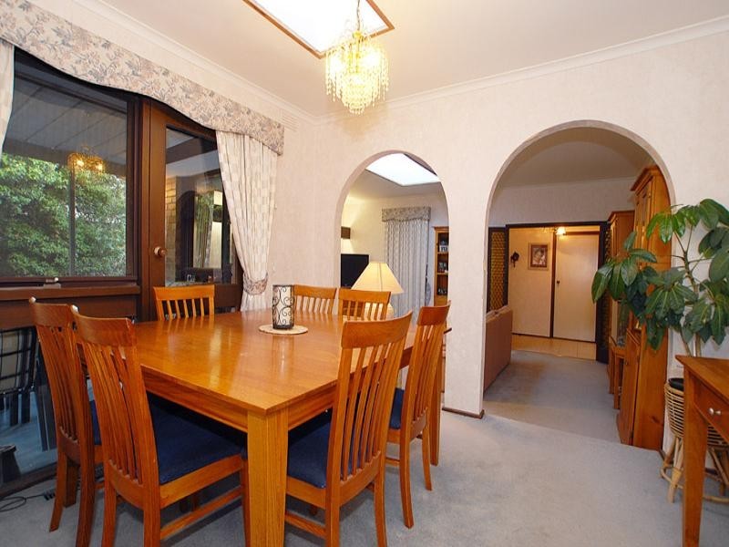 9 Viscount Drive, Doncaster VIC 3108