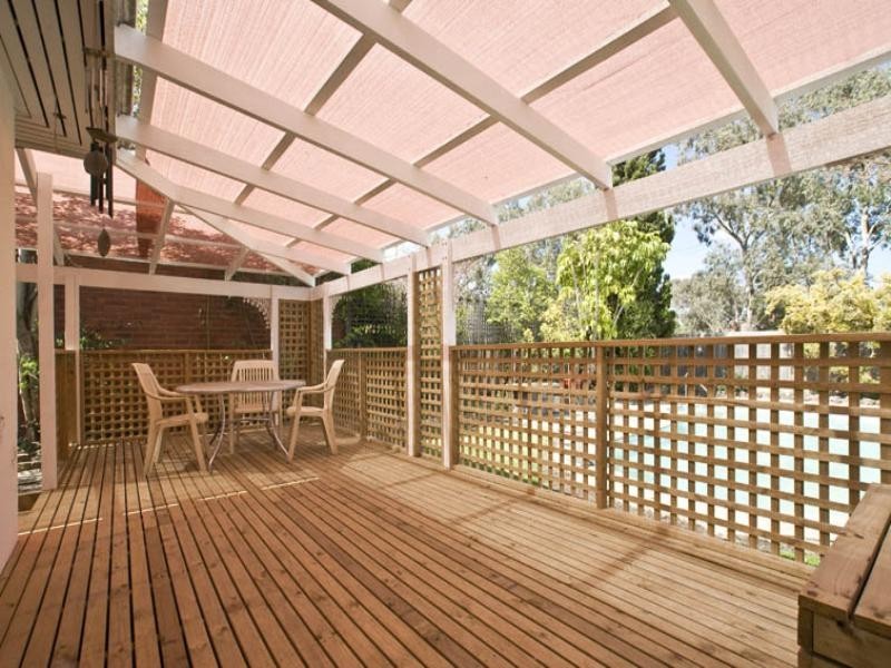 21 Sutherland Avenue, Kew East VIC 3102