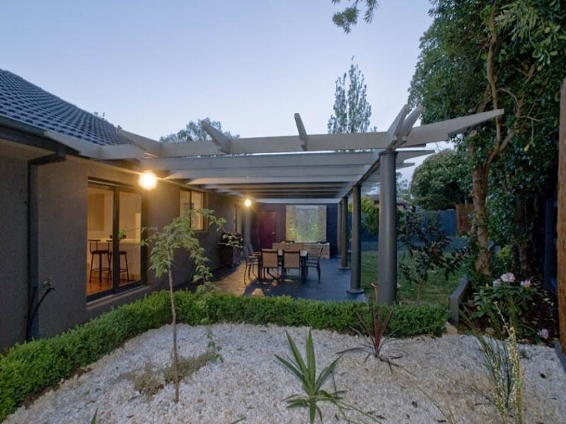 10 Toinette Court, Doncaster East VIC 3109