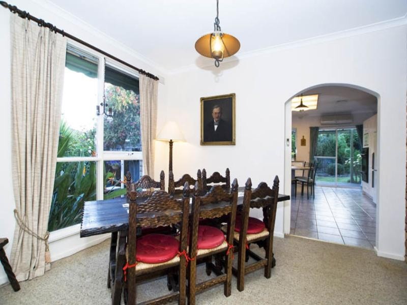 30 Roseland Grove-UNDISCLOSED PRICE, Doncaster VIC 3108