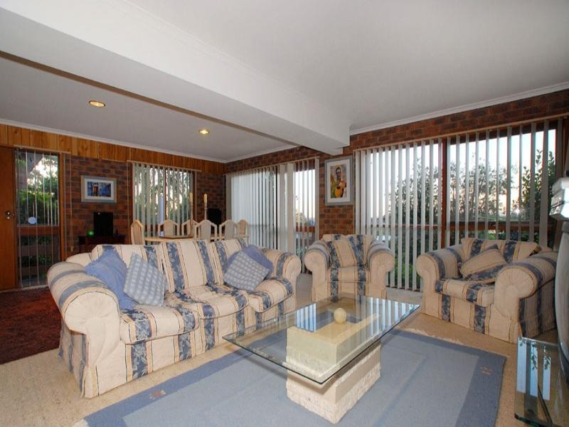 13 Fairbank Crescent, Templestowe Lower VIC 3107