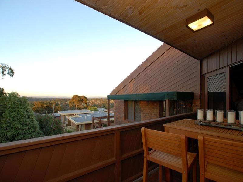 13 Fairbank Crescent, Templestowe Lower VIC 3107