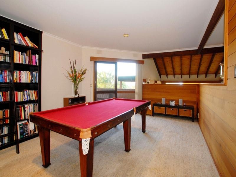 13 Fairbank Crescent, Templestowe Lower VIC 3107