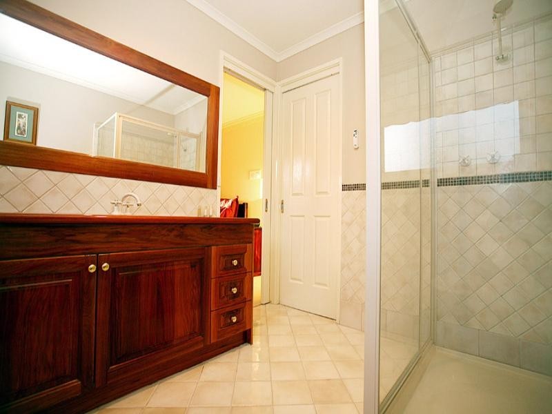 1 Peter Budge, Templestowe VIC 3106