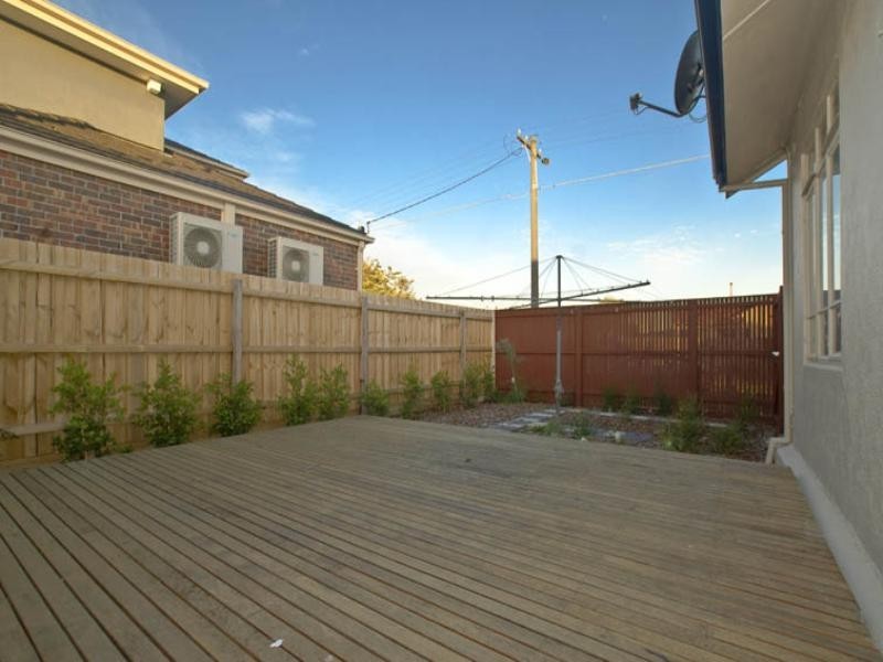 18 Wilkinson Crescent, Bellfield VIC 3081