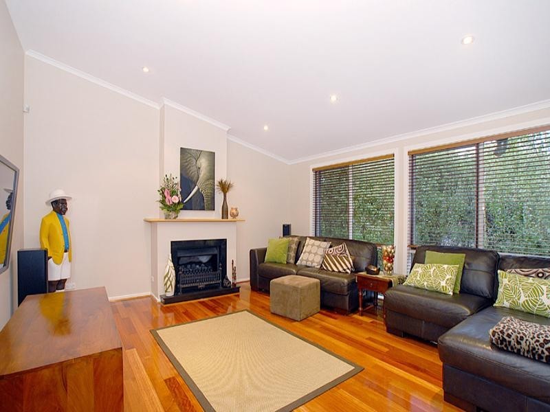 2 Dunloe Rise, Templestowe VIC 3106