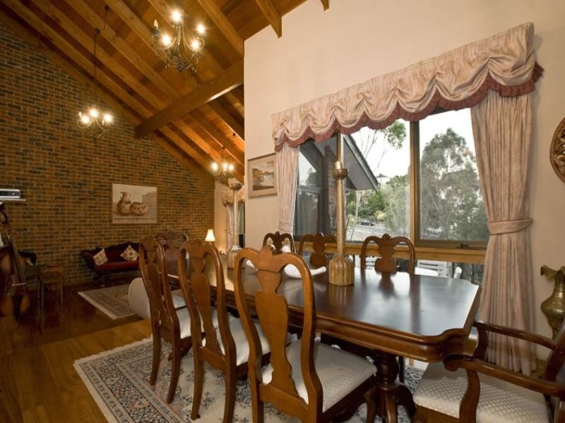 18 Ridley Court, Doncaster East VIC 3109