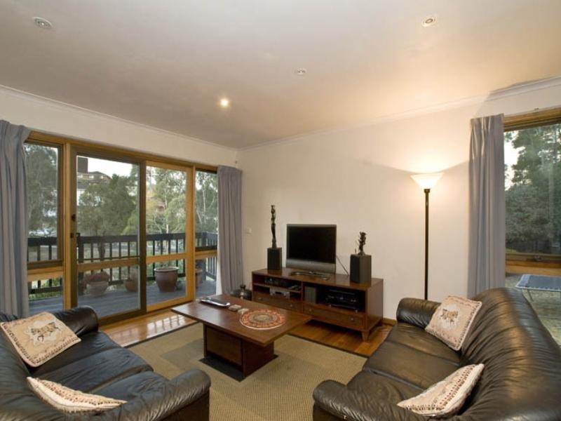 18 Ridley Court, Doncaster East VIC 3109