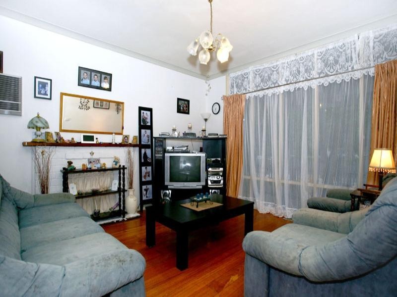 16 Marwarra Street, Ringwood East VIC 3135