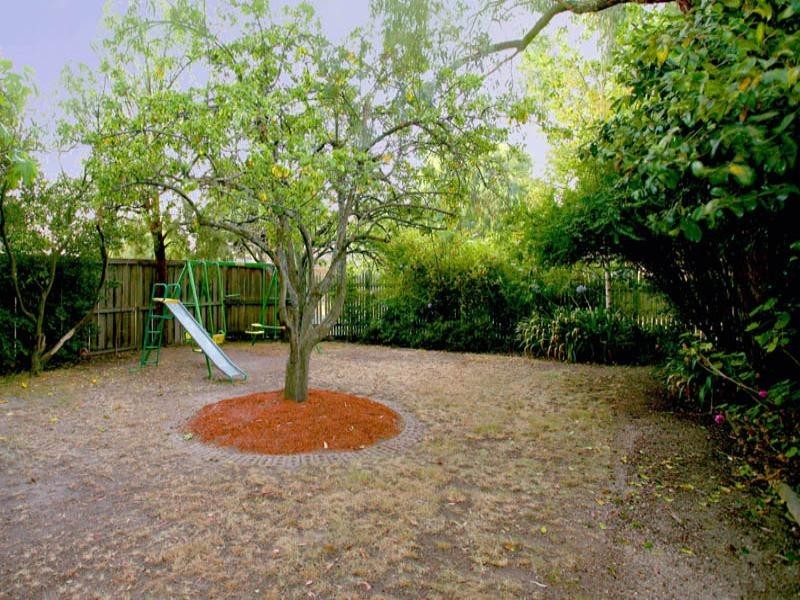 16 Marwarra Street, Ringwood East VIC 3135