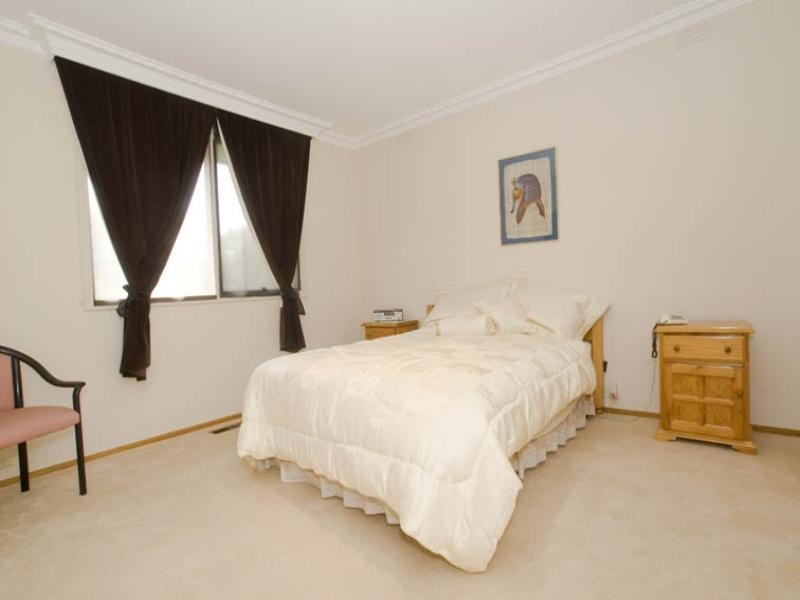 17 Mintaro Court, Templestowe VIC 3106