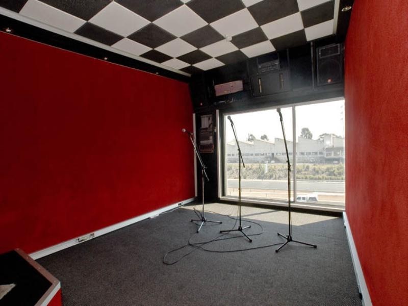 17 and 29/21 Eugene Terrace, Ringwood VIC 3134