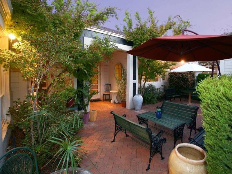18 Dena Court, Templestowe VIC 3106