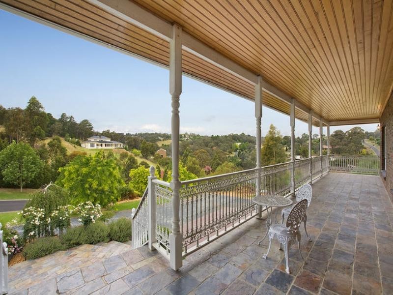 4 Batskos Drive, Warrandyte VIC 3113