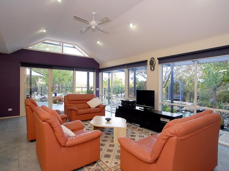 11 Oxford Close, Templestowe VIC 3106