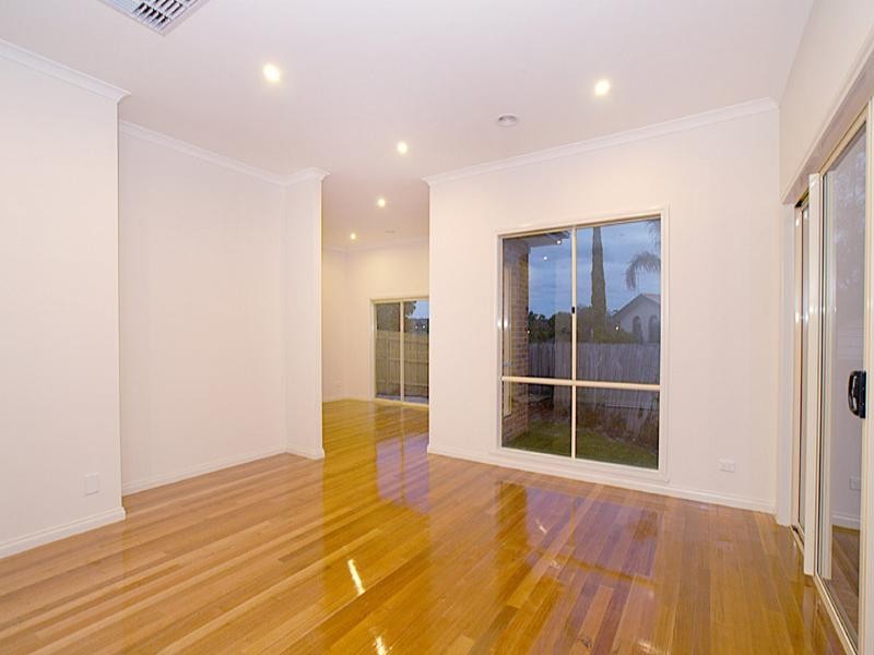 2/9 Amberley Court, Bulleen VIC 3105