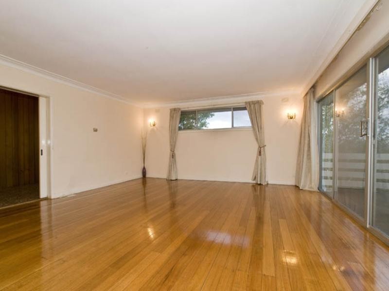 9 Cockaigne Street, Doncaster VIC 3108