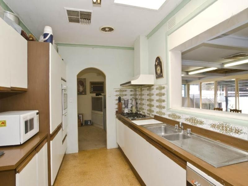 5 Ralund Road, Doncaster VIC 3108