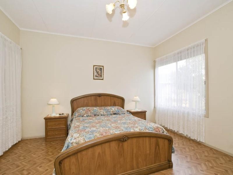 28-30 Milne Road, Park Orchards VIC 3114