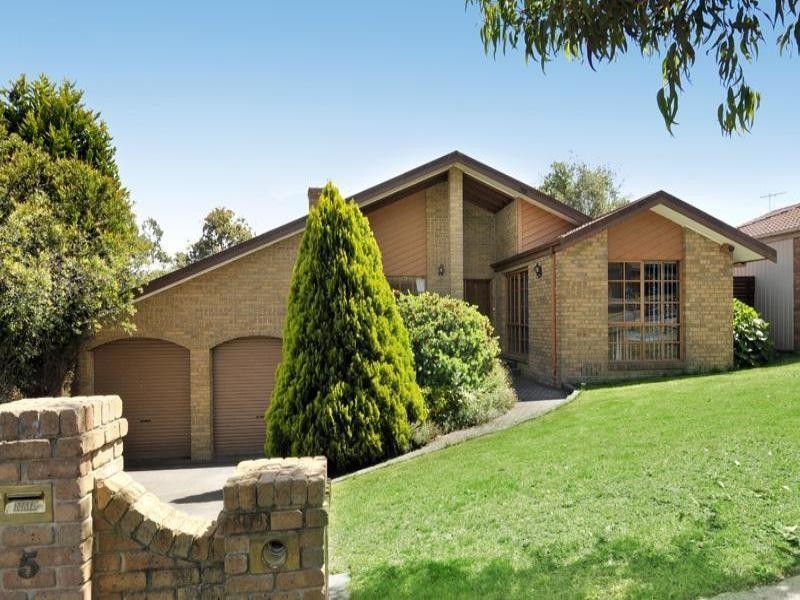 5 Daisy Street, Warranwood VIC 3134