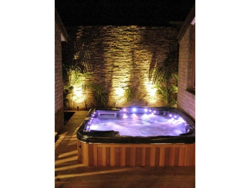 5 Daisy Street, Warranwood VIC 3134