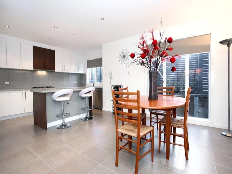 27 Oliver Road, Templestowe VIC 3106