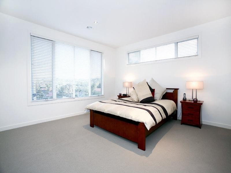 27 Oliver Road, Templestowe VIC 3106