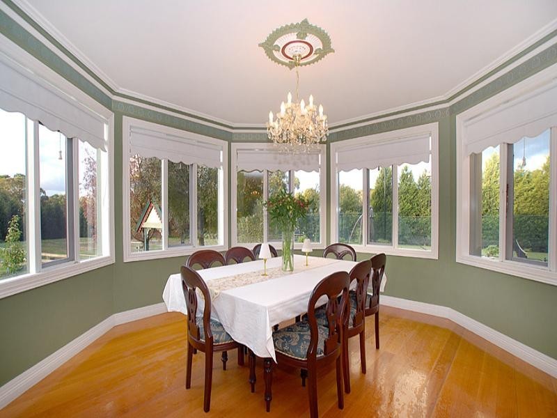 1 Villanova Court, Park Orchards VIC 3114