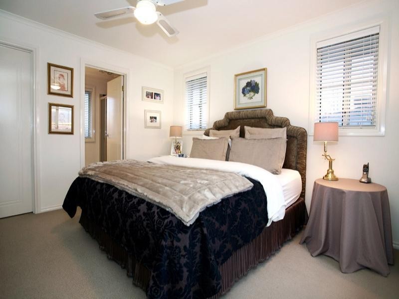 2/25 Maxia Road, Doncaster East VIC 3109