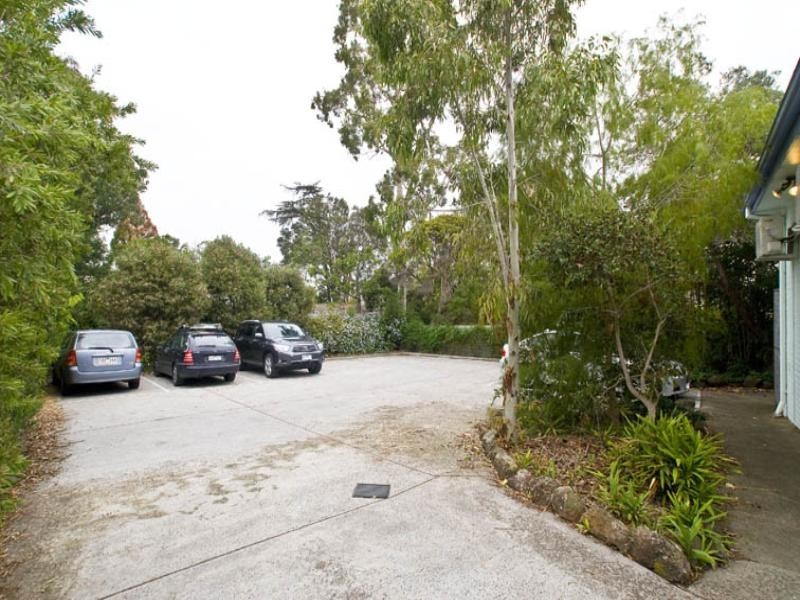 1032 Doncaster Road, Doncaster East VIC 3109