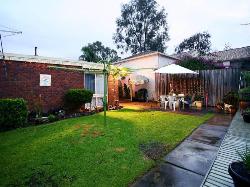 27 Glendale Avenue, Templestowe VIC 3106