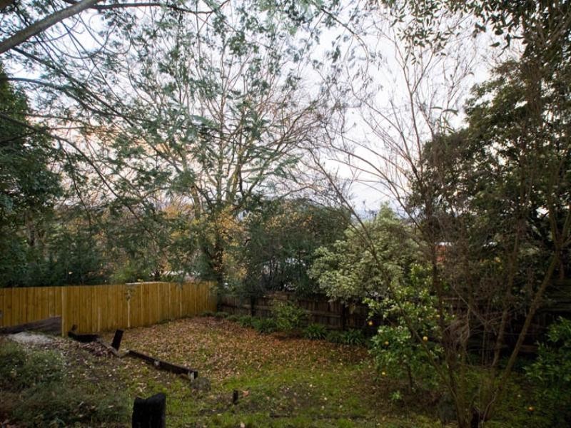 6 Baradine Road, Mooroolbark VIC 3138