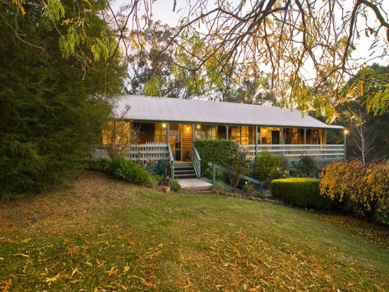 127 Barak Drive, Launching Place VIC 3139