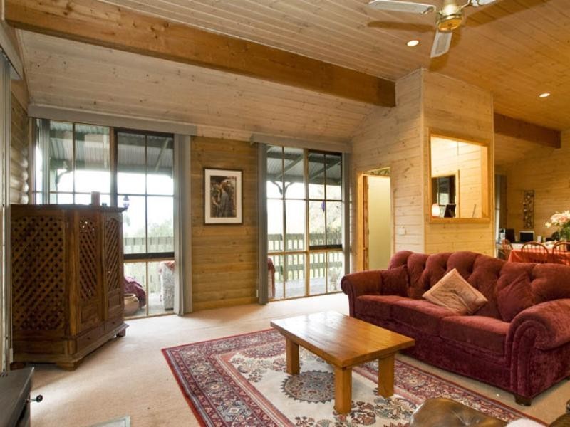 127 Barak Drive, Launching Place VIC 3139