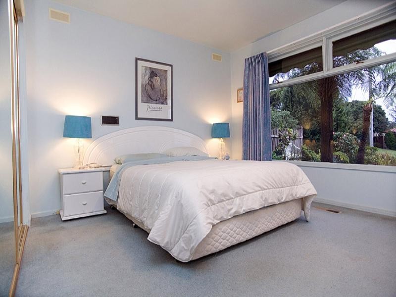 11 Kelly Street, Doncaster VIC 3108