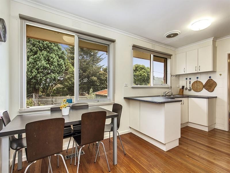 37 Fromhold Drive, Doncaster VIC 3108
