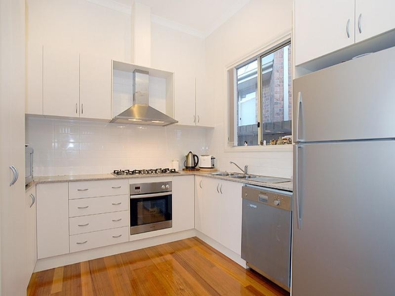 2/9 Amberley Court, Bulleen VIC 3105