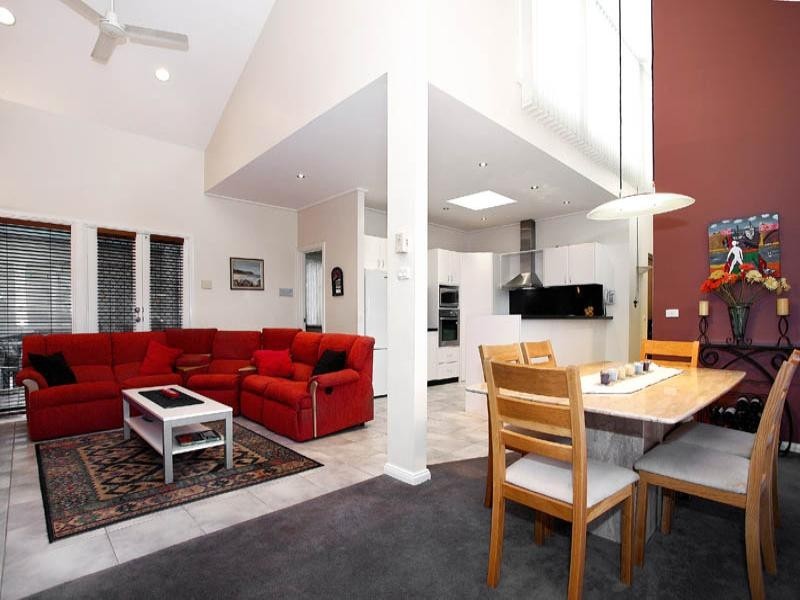 16B Cherry Grove, Donvale VIC 3111