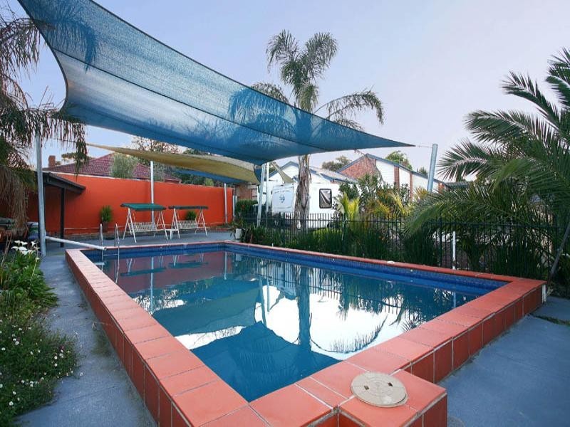 16B Cherry Grove, Donvale VIC 3111