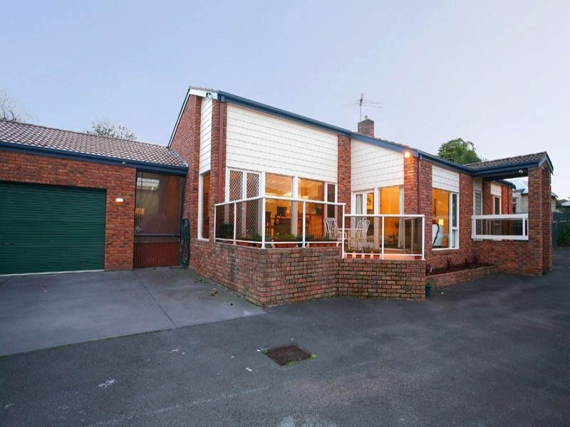 16B Cherry Grove, Donvale VIC 3111