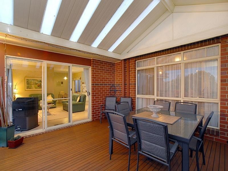 8 Oakwood Court, Templestowe VIC 3106