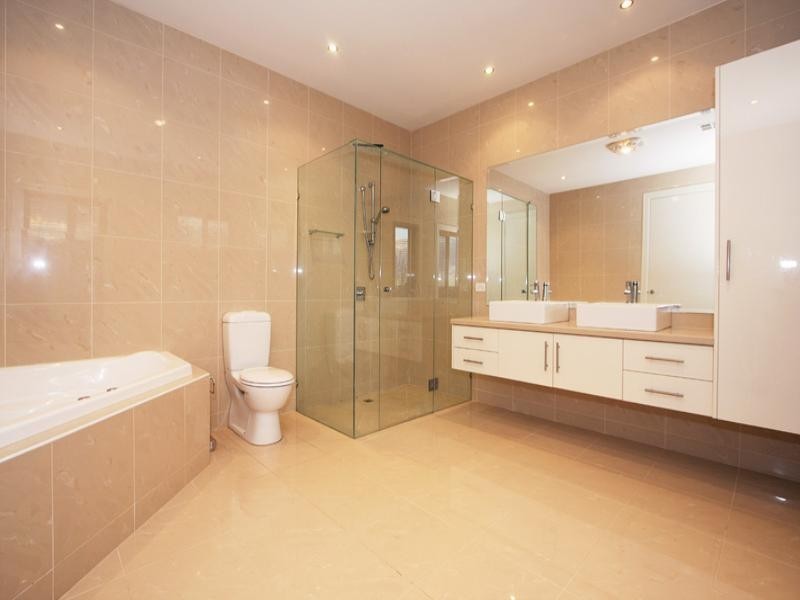 6 Penderel Way, Bulleen VIC 3105