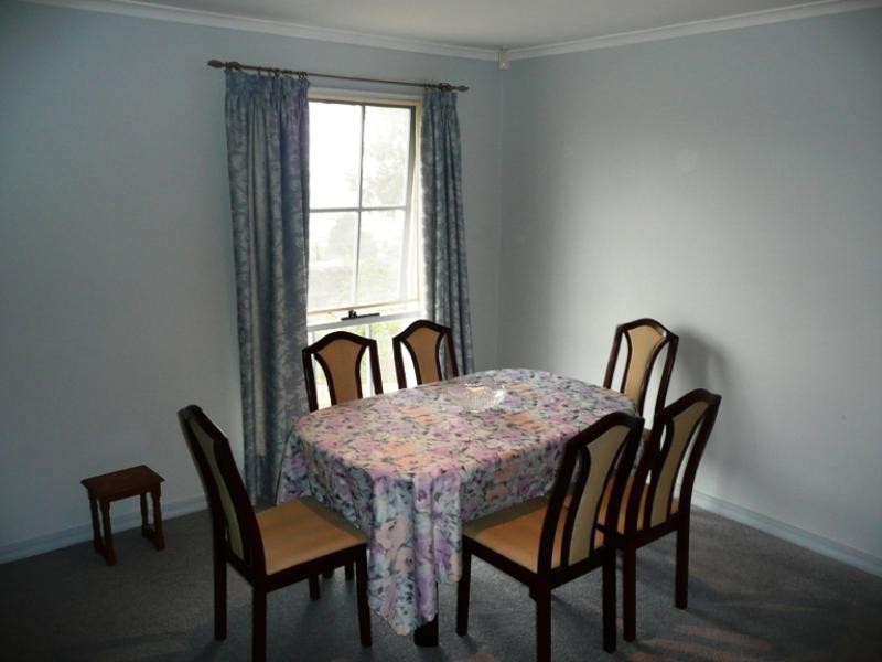 2/1 Mcleod Street, Doncaster VIC 3108