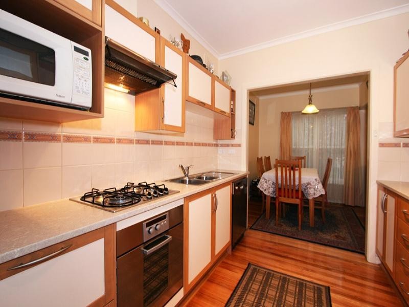 18 Tortice Avenue, Nunawading VIC 3131