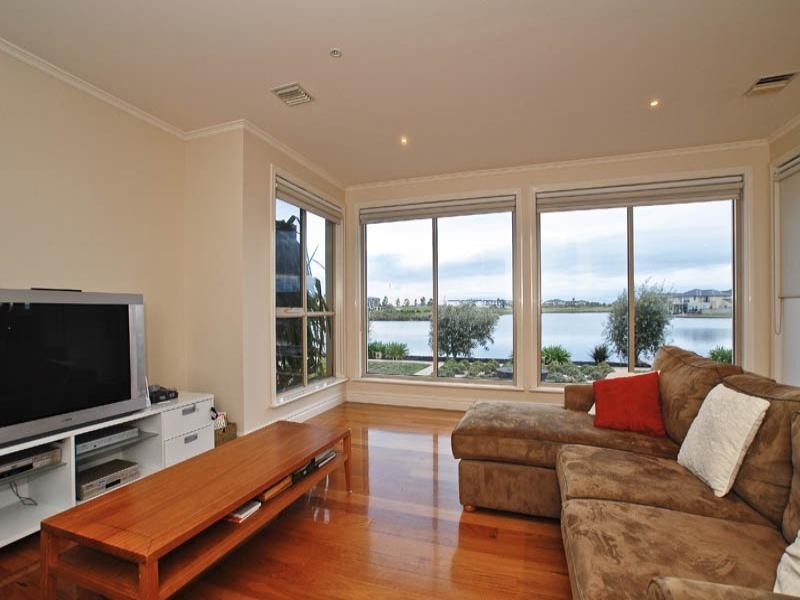 13 Panorama Way, Werribee VIC 3030