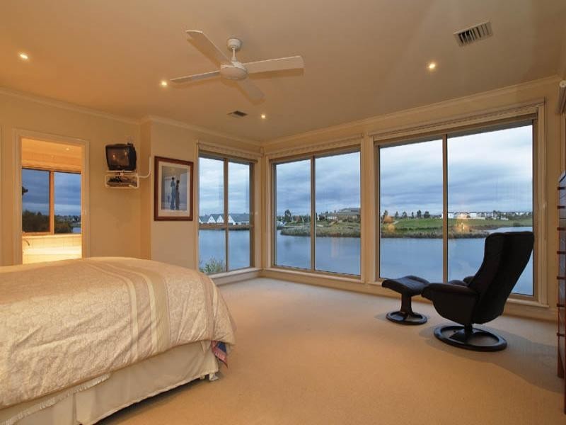 13 Panorama Way, Werribee VIC 3030