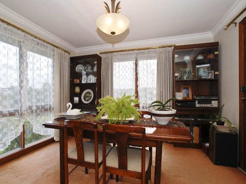 11 Clontarf Crescent, Templestowe VIC 3106